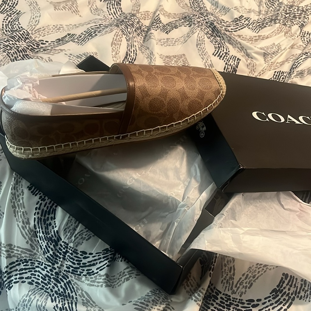 Brand new in box coach shoe never worn size 11 - Picture 2 of 5